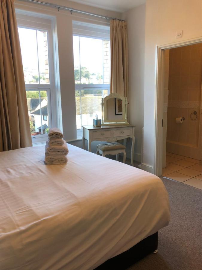 The Dorchester Guest house Ilfracombe